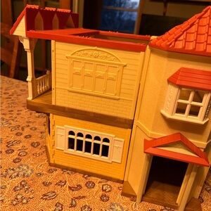 Vintage Sylvanian Families Calico Critters Red Roof House incomplete